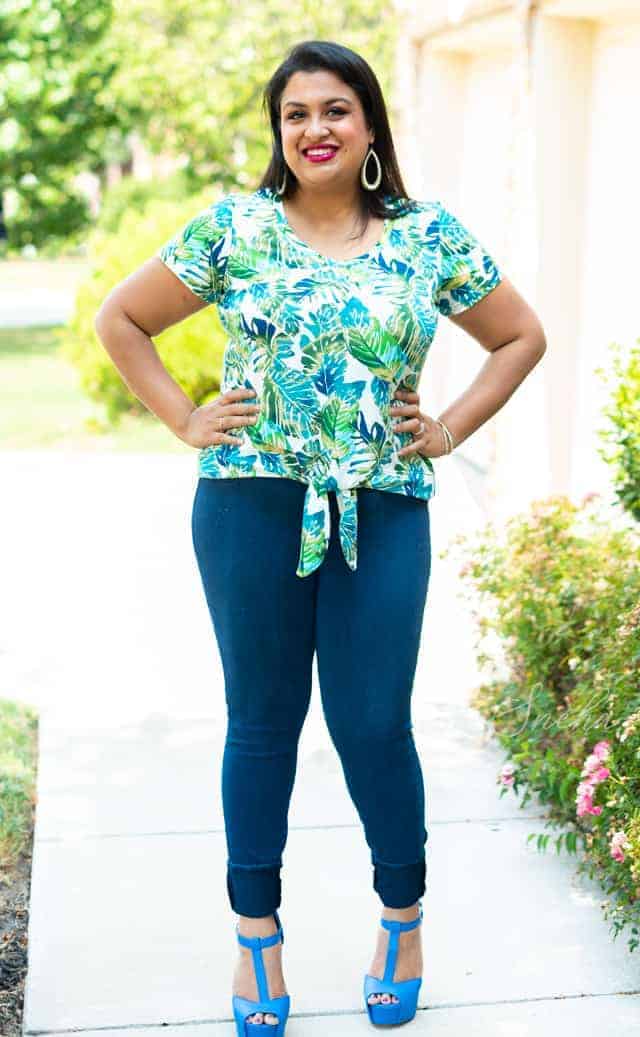 Love Notions Classic Tee Knot Front Tee Hack Front 3