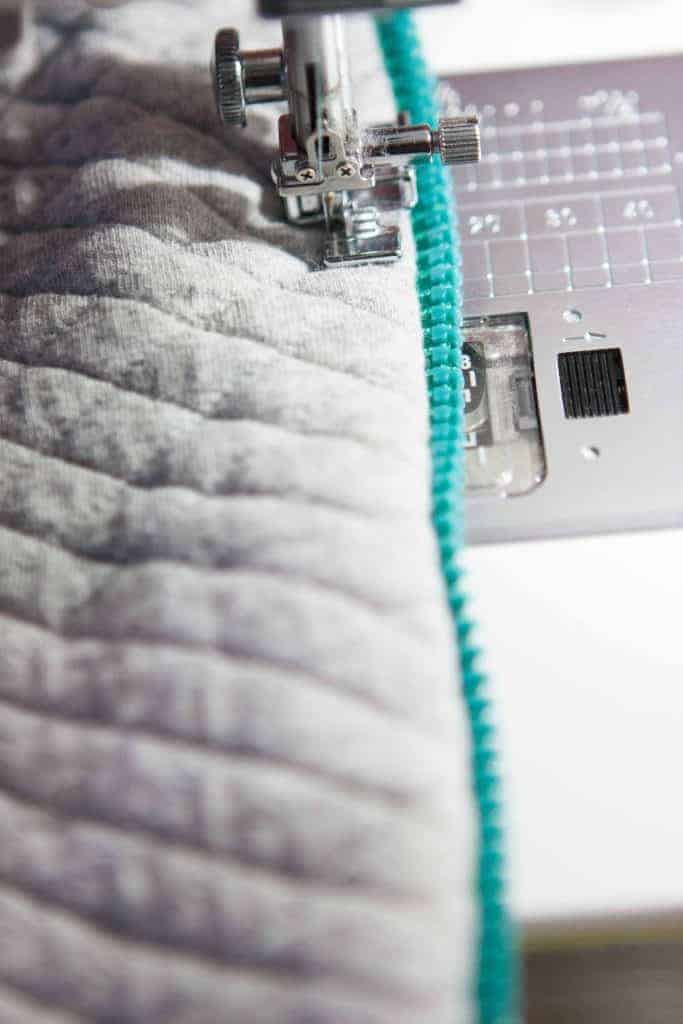 Add a separating zipper to the Samson Sweater